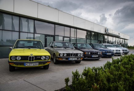 История пятой серии BMW началась в 1972 году. С тех пор изготовлено более 6 миллионов автомобилей. Бестселлером компании «пятёрка» не стала из-за наличия более доступной «трёшки», однако прочно занимает второе место во внутрикорпоративном рейтинге продаж.