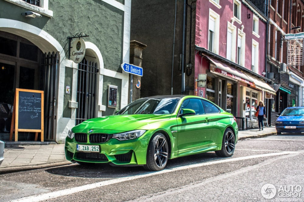 Ошеломляющая BMW M4 в цвете Signal Green - BMW Guide