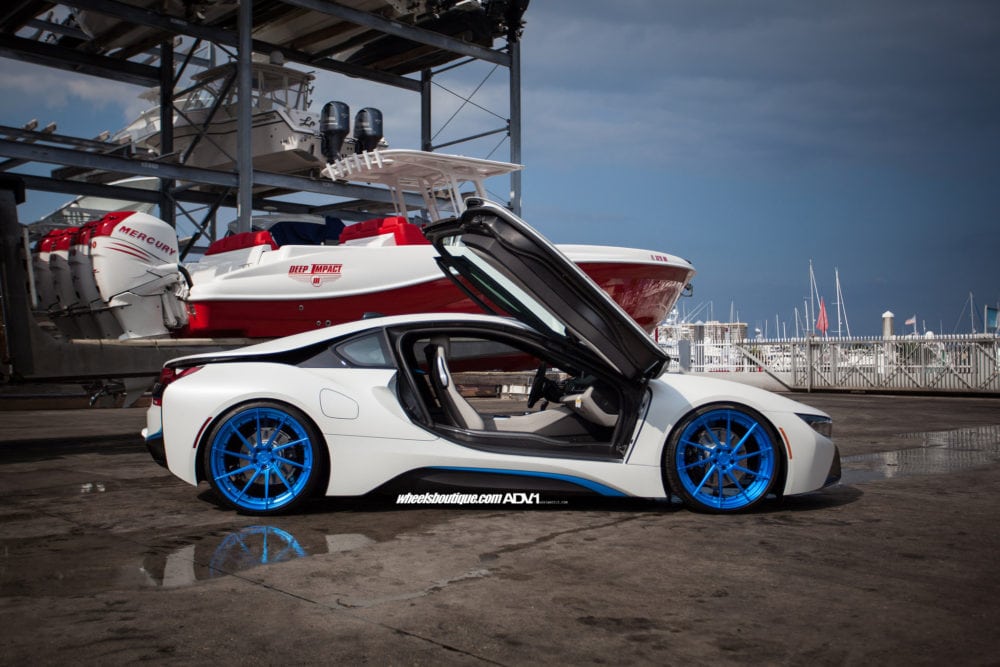 Фотосет BMW i8 от Wheels Boutique