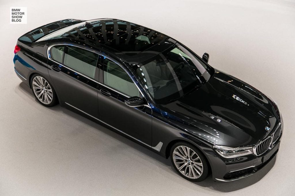 Первые фото стенда BMW на автосалоне IAA 2015 во Франкфурте