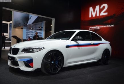 Рассматриваем BMW M2 в оснащении M Performance на стенде BMW M в Женеве