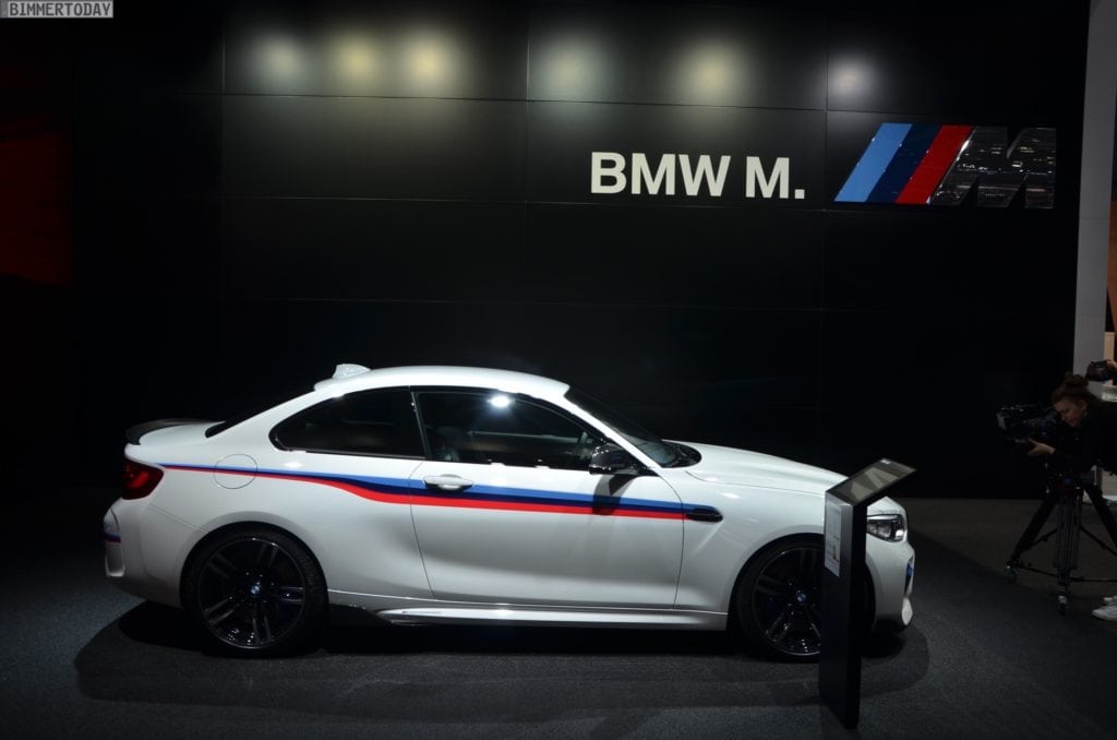 BMW-M2-Coupe-F22-M-Performance-Zubehoer-Autosalon-Genf-2016-LIVE-19