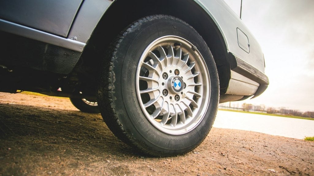 Вспрянув ото сна: опыт владения и отзыв об эксплуатации BMW E23 728i