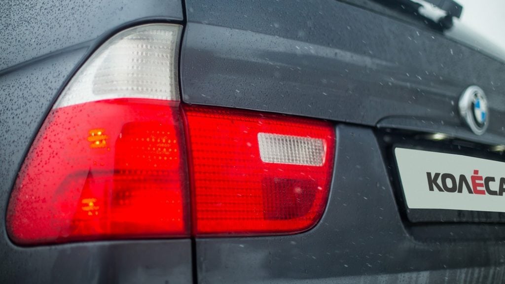 Разная самоуверенность: обзор и тест-драйв Mercedes-Benz ML W163 и BMW X5 E53