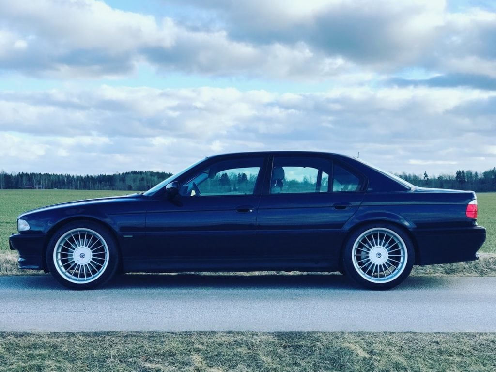 Прекрасная и редкая Alpina B12 5.7 1998 года выставлена на продажу в Швеции