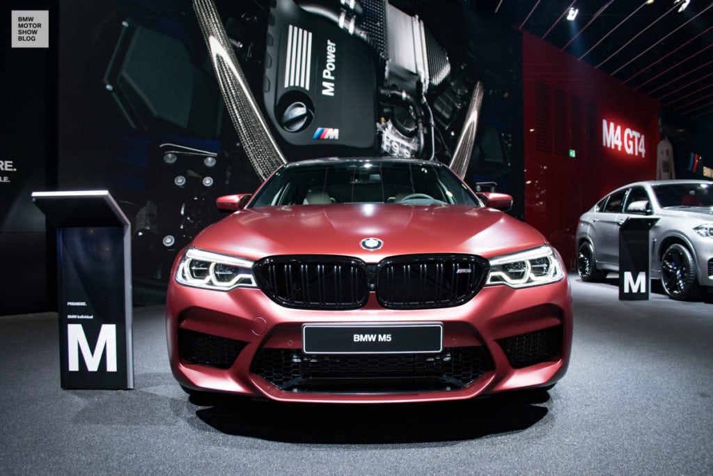 Погружение в люксовый мир: продолжаем исследовать стенд BMW во Франкфурте на IAA 2017