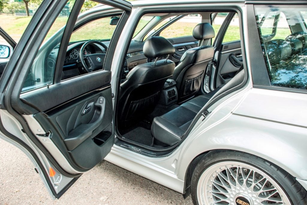 BMW E39 Touring на механике с мотором от Pontiac GTO