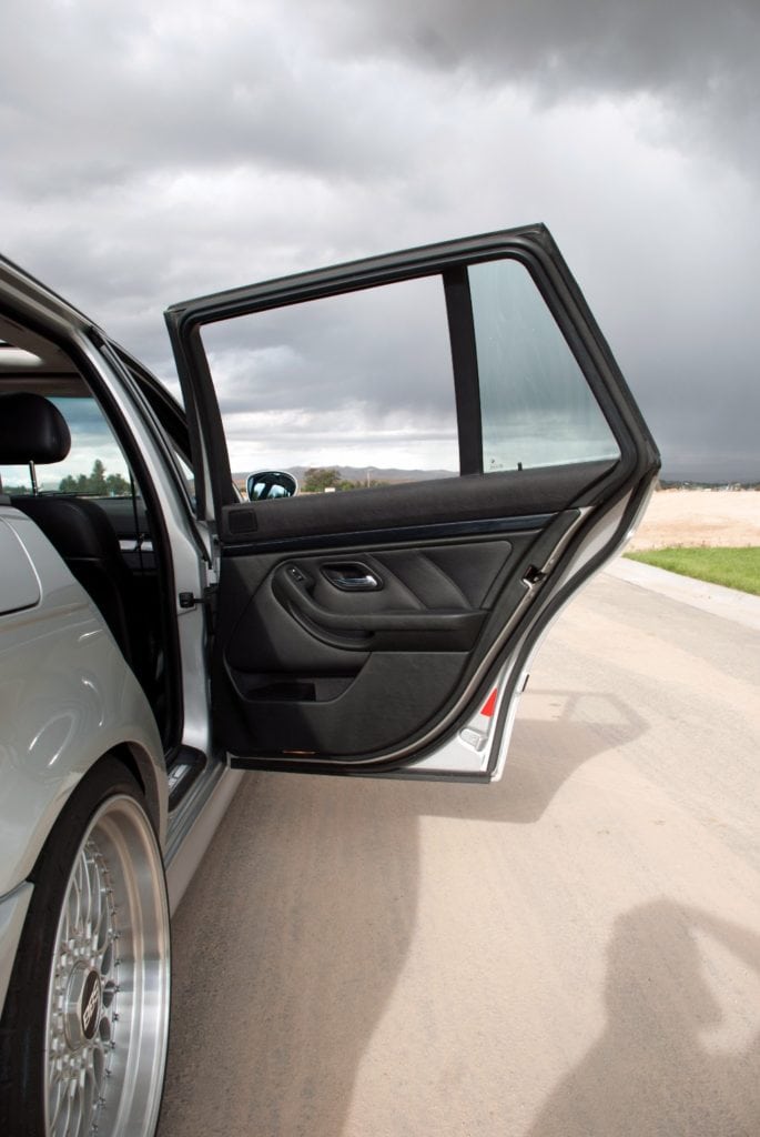 BMW E39 Touring на механике с мотором от Pontiac GTO