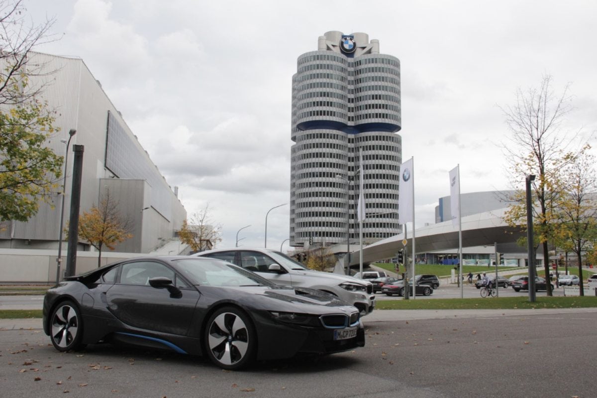 Празднуем десятилетний юбилей BMW Welt - BMW Guide