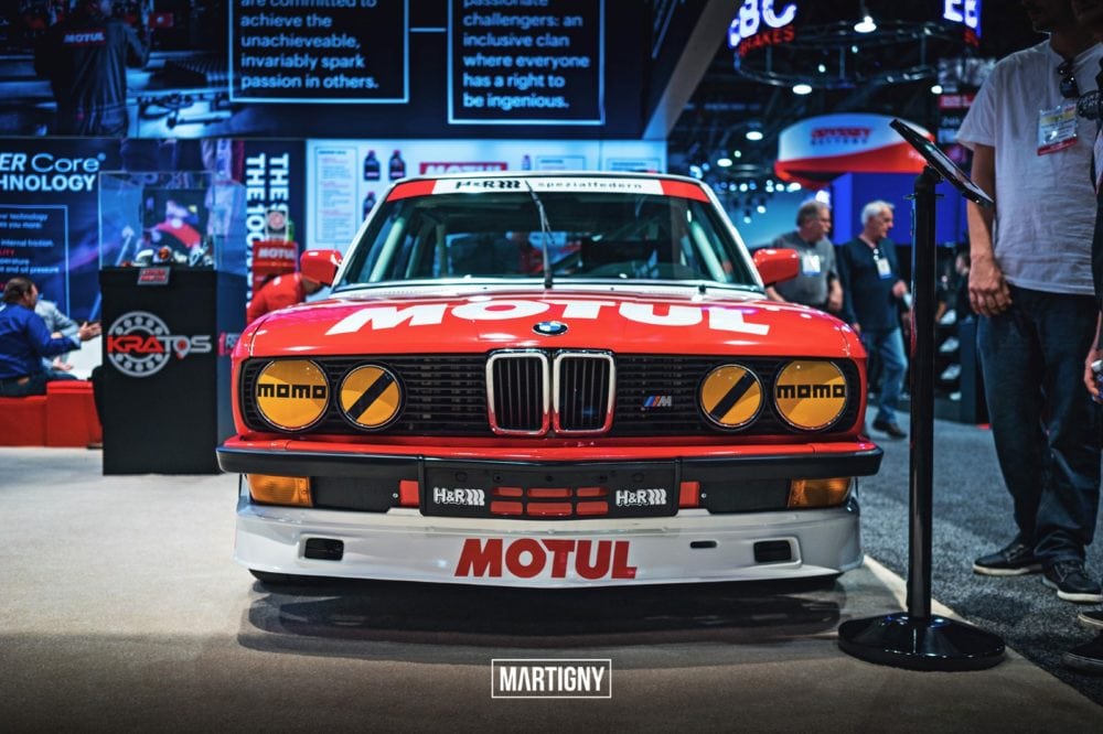 Исследуем SEMA 2017 вместе с Martigny Photo