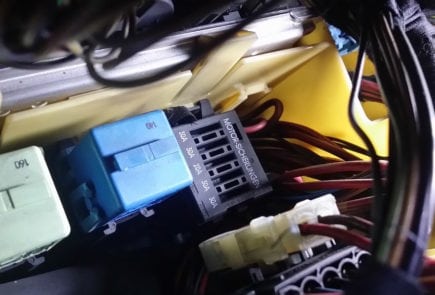 Реле и предохранители BMW X5 E53 – полное руководство Реле в монтажном блоке BMW X5 E53