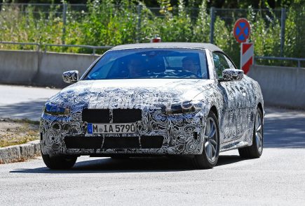 Попался! Опубликованы первые шпионские фото прототипа BMW 4 Серии Convertible (G23) Попался! Опубликованы первые шпионские фото прототипа BMW 4 Серии Convertible (G23)