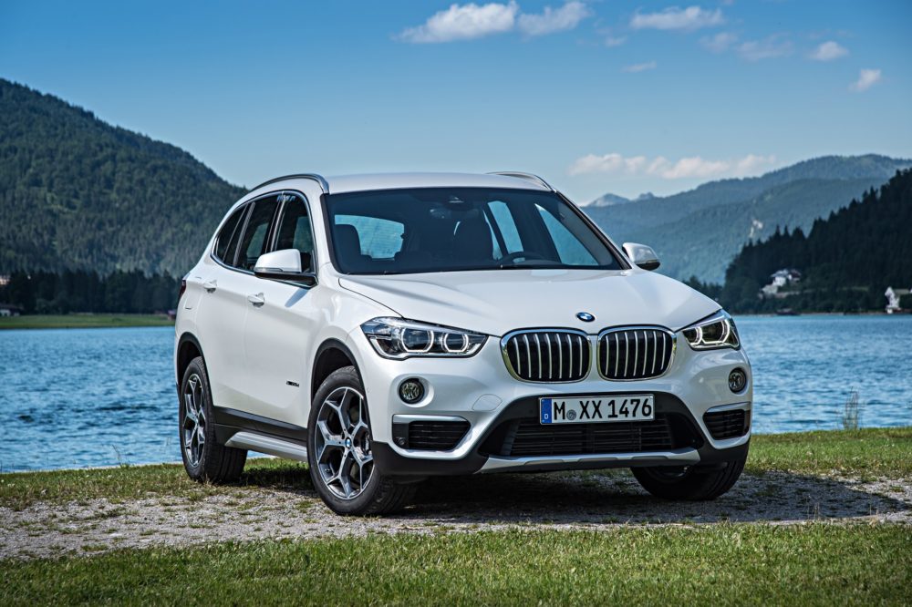 Обзор автомобиля BMW X1 2016 года